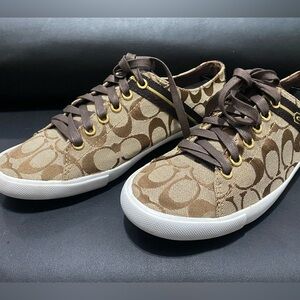 Coach Women's Lesley Khaki Chestnut Signature Canvas Lace-Up Sneakers Shoes 9B